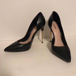 ALDO McCar Black D’Orsay Heels Size 6